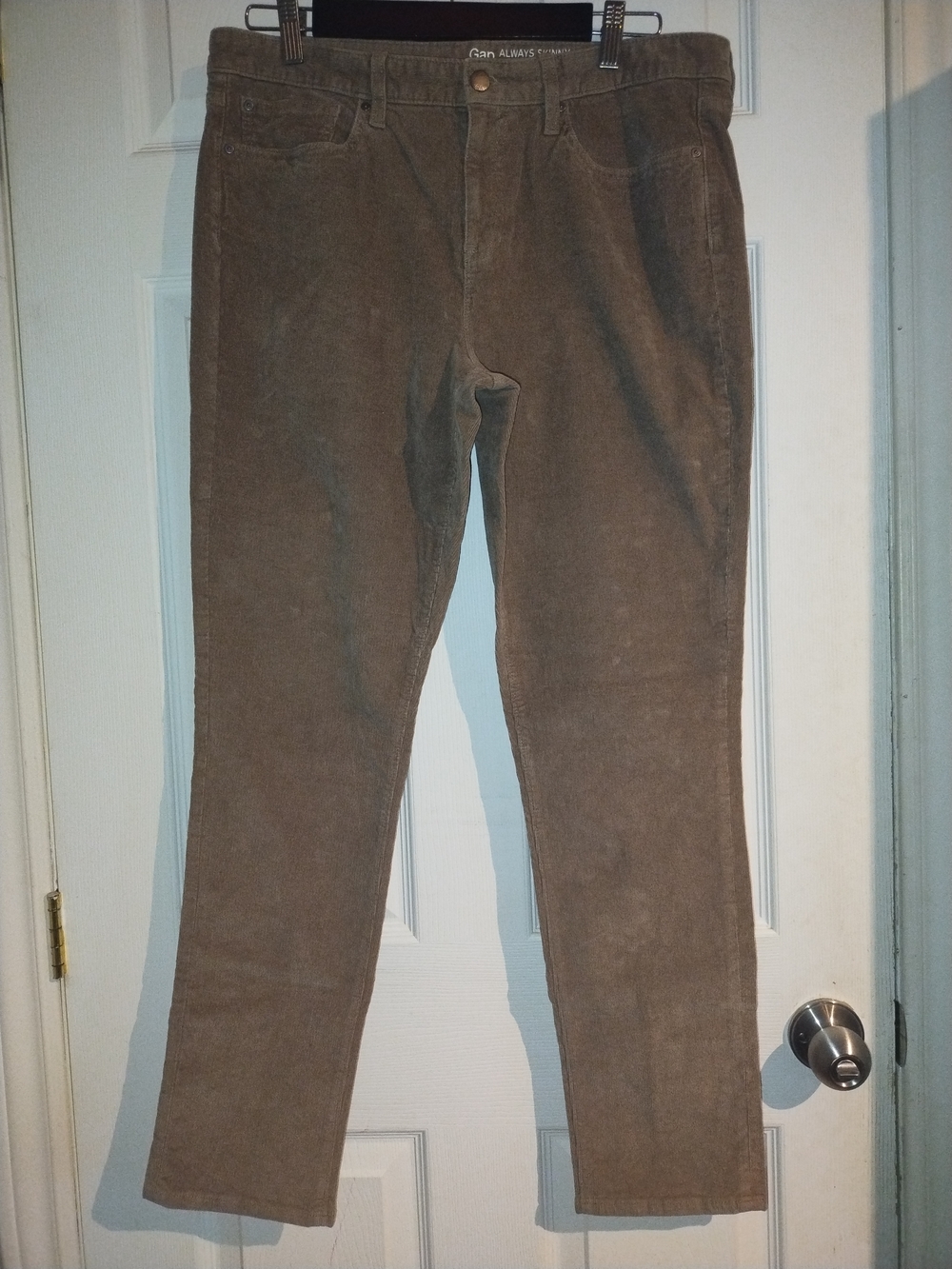 GAP Corduroy Skinny Pants in Taupe Brown